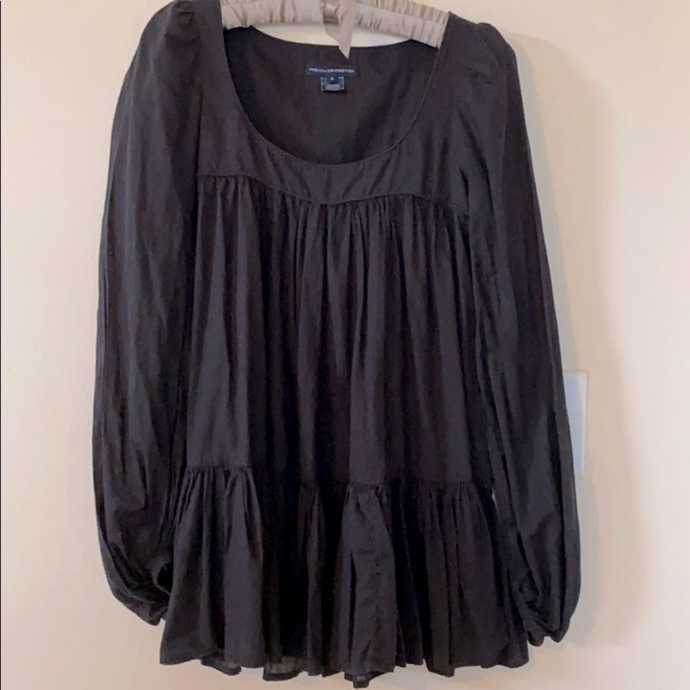 Black French Connection peasant top! 😍
